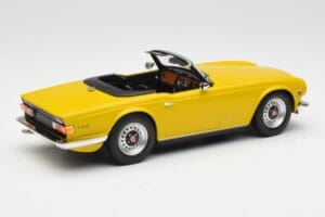Triumph TR6 RHD Žltý Minichamps 1:18 155132034 Kov – obrázok 2 z 6