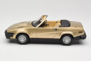 Triumph TR7 DHC Zlatý BoS Models 1:18 BOS221 Živica – obrázok 3 z 6