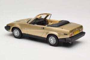 Triumph TR7 DHC Zlatý BoS Models 1:18 BOS221 Živica – obrázok 5 z 6