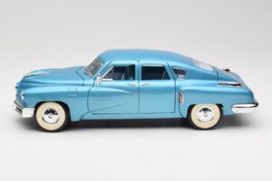 Tucker Torpedo Modrý Road Signature 1:18 92268 Kov – obrázok 4 z 8