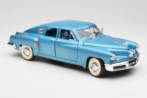 Tucker Torpedo Modrý Road Signature 1:18 92268 Kov – obrázok 6 z 8