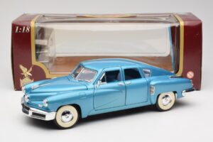 Tucker Torpedo Modrý Road Signature 1:18 92268 Kov – obrázok 8 z 8
