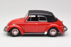 Volkswagen 1302 LS Kabriolet Červený Revell 1:18 08470 Kov – obrázok 4 z 8