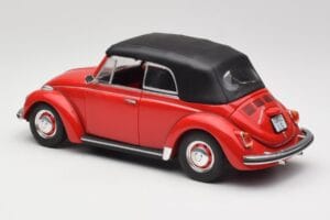 Volkswagen 1302 LS Kabriolet Červený Revell 1:18 08470 Kov – obrázok 7 z 8
