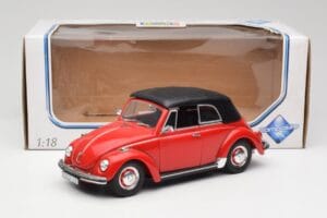 Volkswagen 1302 LS Kabriolet Červený Revell 1:18 08470 Kov – obrázok 8 z 8