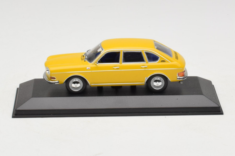 Volkswagen 411 Žltý Minichamps 1:43 VW005 Kov