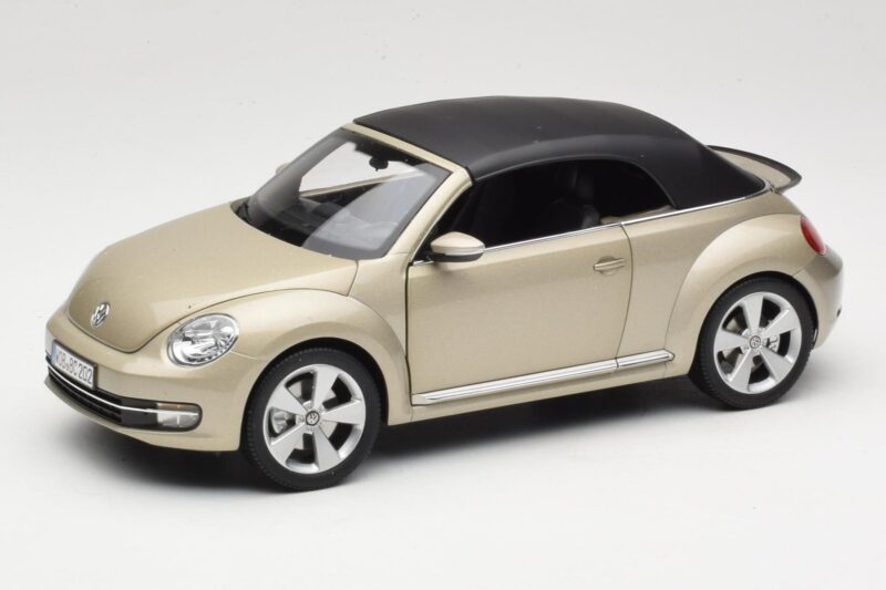 Volkswagen Beetle A5 Kabriolet Šedý Kyosho 1:18 5C3099302P7W Kov