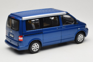 Volkswagen California T4 Ravenna Blue Metallic Norev 1:18 188607 Kov – obrázok 3 z 8