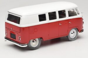Volkswagen Combi T1 Červený & Biely Solido 1:18 8031 Kov – obrázok 3 z 8