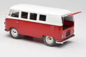Volkswagen Combi T1 Červený & Biely Solido 1:18 8031 Kov – obrázok 5 z 8