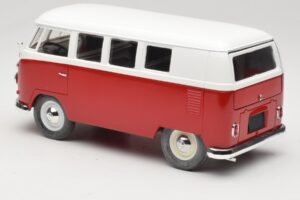 Volkswagen Combi T1 Červený & Biely Solido 1:18 8031 Kov – obrázok 7 z 8