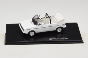 Volkswagen Golf Kabriolet Mk1 Biely IXO 1:43 CLC590N Kov