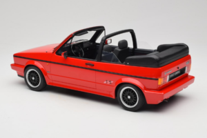 Volkswagen Golf Mk1 Kabriolet Sportline Červený Otto 1:12 G095 Živica – obrázok 5 z 6