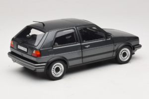 Volkswagen Golf Mk2 CL Grey Metallic Norev 1:18 188556 Kov – obrázok 3 z 8