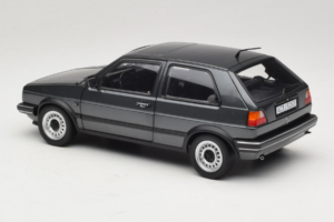 Volkswagen Golf Mk2 CL Grey Metallic Norev 1:18 188556 Kov – obrázok 7 z 8