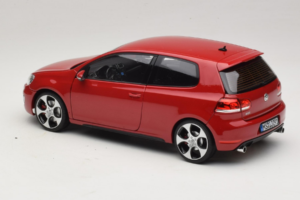 Volkswagen Golf GTI Mk6 Tornado Red Norev 1:18 188504 Kov – obrázok 4 z 8