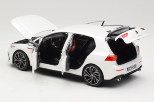 Volkswagen Golf GTI Mk8 White Metallic Norev 1:18 188593 Kov – obrázok 5 z 8
