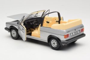 Volkswagen Golf Mk1 Kabriolet Strieborný Sun Star 1:18 VW004 Kov – obrázok 5 z 8