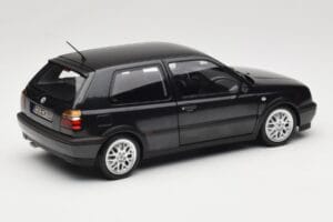 Volkswagen Golf Mk3 GTI Black Metallic Norev 1:18 188415 Kov – obrázok 3 z 8