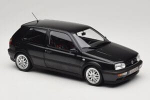 Volkswagen Golf Mk3 GTI Black Metallic Norev 1:18 188415 Kov – obrázok 6 z 8