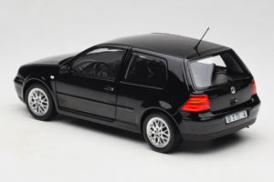 Volkswagen Golf GTI Mk4 Čierny Norev 1:18 188574 Kov – obrázok 7 z 8