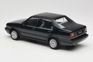 Volkswagen Jetta Mk3 CL Čierny Icartime 1:18 JETTA001 Kov – obrázok 7 z 8