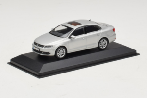 Volkswagen Jetta Mk6 Strieborný Minichamps 1:43 JETTA002 Kov – obrázok 2 z 4