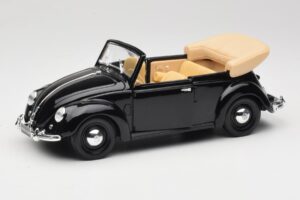 Volkswagen Chrobák Kabriolet Čierny Maisto 1:18 37800-M6 Kov