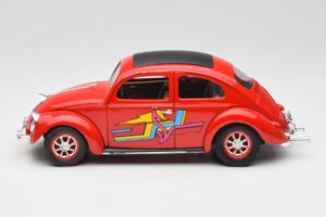 Volkswagen Chrobák Červený Solido 1:18 8306 Kov – obrázok 4 z 8