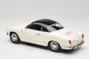 Volkswagen Karmann Ghia Krémový Čierny Minichamps 1:18 155054021 Kov – obrázok 5 z 6