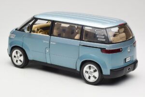 Volkswagen Microbus Concept Svetlozelený Revell 1:18 08444 Kov – obrázok 7 z 8