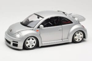 Volkswagen New Beetle RSi Strieborný Bburago 1:18 3306 Kov