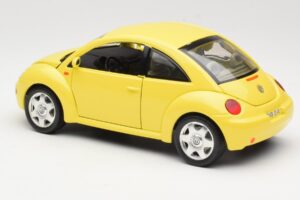 Volkswagen New Beetle Žltý Bburago 1:18 BEETLE001 Kov – obrázok 7 z 8