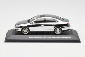 Volkswagen Passat B6 Chrome Silver 10 Years Volkswagen Magazine Minichamps 1:43 PASSAT004 Kov