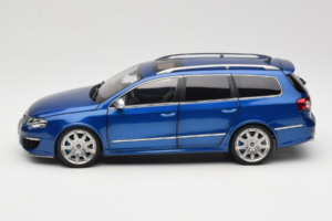 Volkswagen Passat B6 R36 Variant Modrý NZG 1:18 KF044 Kov – obrázok 5 z 9