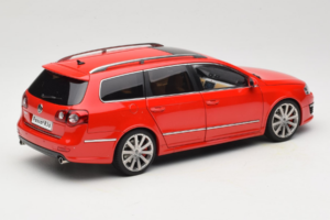 Volkswagen Passat B6 R36 Variant Červený NZG 1:18 KF044-5 Kov – obrázok 3 z 8