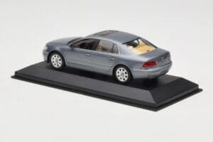 Volkswagen Phaeton Light Blue Metallic Minichamps 1:43 VW002 Kov – obrázok 3 z 4