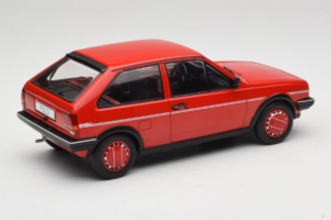 Volkswagen Polo II Coupe Fox MCG 1:18 MCG18523 Kov – obrázok 2 z 6