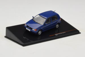 Volkswagen Polo Mk3 Modrý IXO 1:43 CLC579N Kov – obrázok 2 z 4