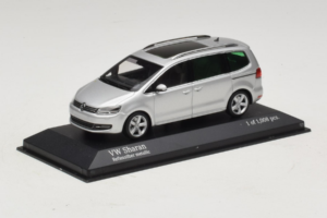 Volkswagen Sharan Strieborný Minichamps 1:43 400058101 Kov – obrázok 2 z 5