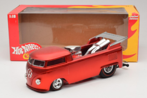 Volkswagen T1 Truck Červený Hot Wheels 1:18 J2895 Kov – obrázok 8 z 8