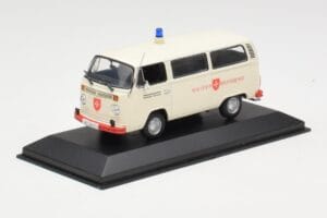 Volkswagen T2 Ambulance Malteser Hilfsdienst Minichamps 1:43 400053092 Kov – obrázok 2 z 4