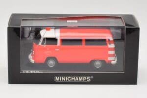 Volkswagen T2 Bus Hasiči Frankfurt Minichamps 1:43 400053091 Kov – obrázok 4 z 4