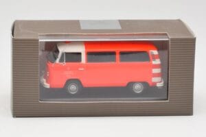 Volkswagen T2 Bus Hasiči Frankfurt Minichamps 1:43 400053091-R Kov – obrázok 4 z 4