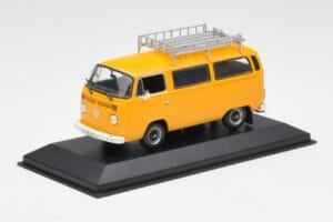 Volkswagen T2 Bus Žltý Minichamps 1:43 400053002 Kov – obrázok 2 z 4