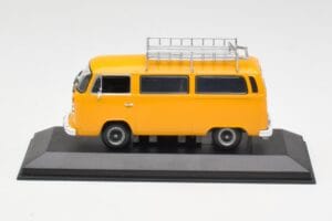 Volkswagen T2 Bus Žltý Minichamps 1:43 400053002 Kov