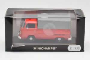 Volkswagen T2 Flatbed Hasiči Dortmund Minichamps 1:43 400053290 Kov – obrázok 4 z 4