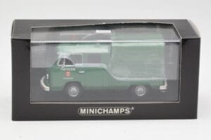 Volkswagen T2b Double Cab Flatbed Stadt Solberg Minichamps 1:43 400053261 Kov – obrázok 4 z 4
