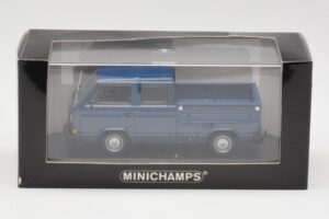 Volkswagen T3 Double Cab Flatbed Modrý Minichamps 1:43 400055260 Kov – obrázok 4 z 4