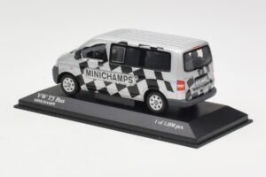 Volkswagen T5 Bus Minichamps Edition Minichamps 1:43 400052202 Kov – obrázok 3 z 4